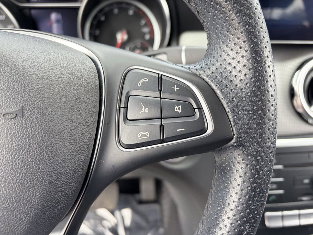 Used 2020 Mercedes-Benz GLA 250 image 22