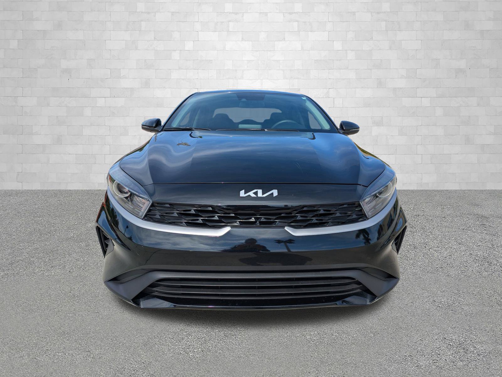 Used 2024 Kia Forte LXS w/ LXS Technology Package FWD image 6