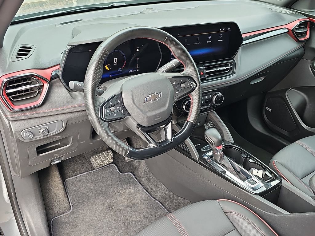 Used 2025 Chevrolet TrailBlazer RS w/ Convenience Package image 17