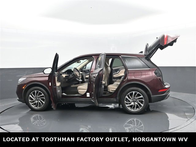 Used 2021 Lincoln Corsair AWD w/ Equipment Group 101A image 36