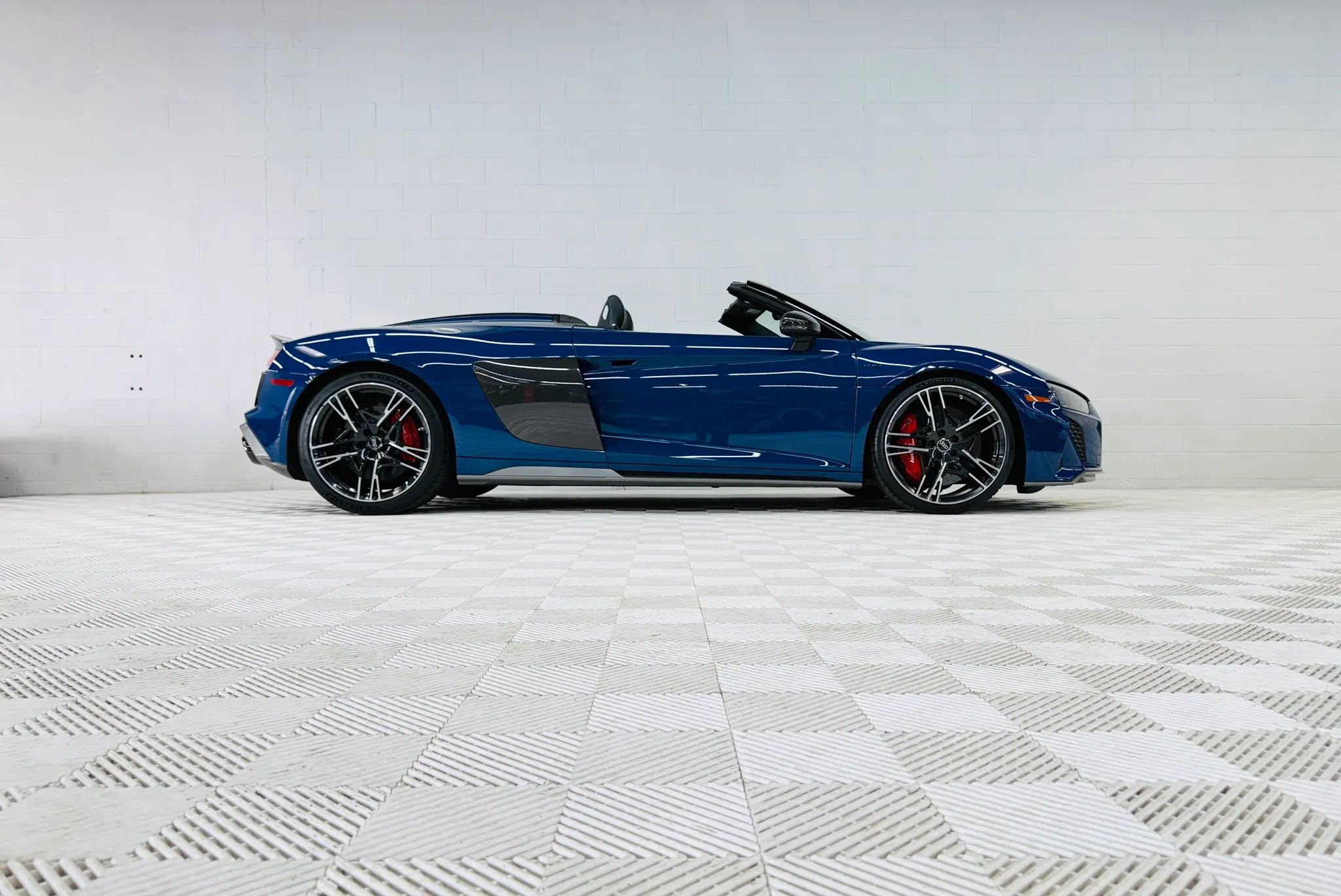 Used 2020 Audi R8 V10 performance AWD/4WD image 2