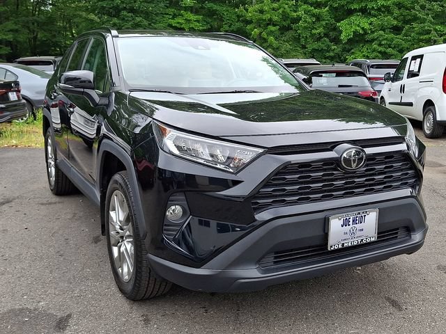 Used 2019 Toyota RAV4 XLE Premium w/ All Weather Liner Package AWD/4WD image 2