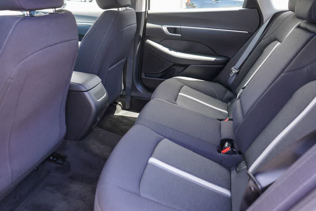New 2026 Hyundai Sonata SEL FWD image 17