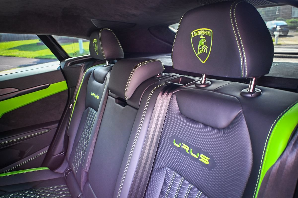 Used 2024 Lamborghini Urus S AWD/4WD image 23