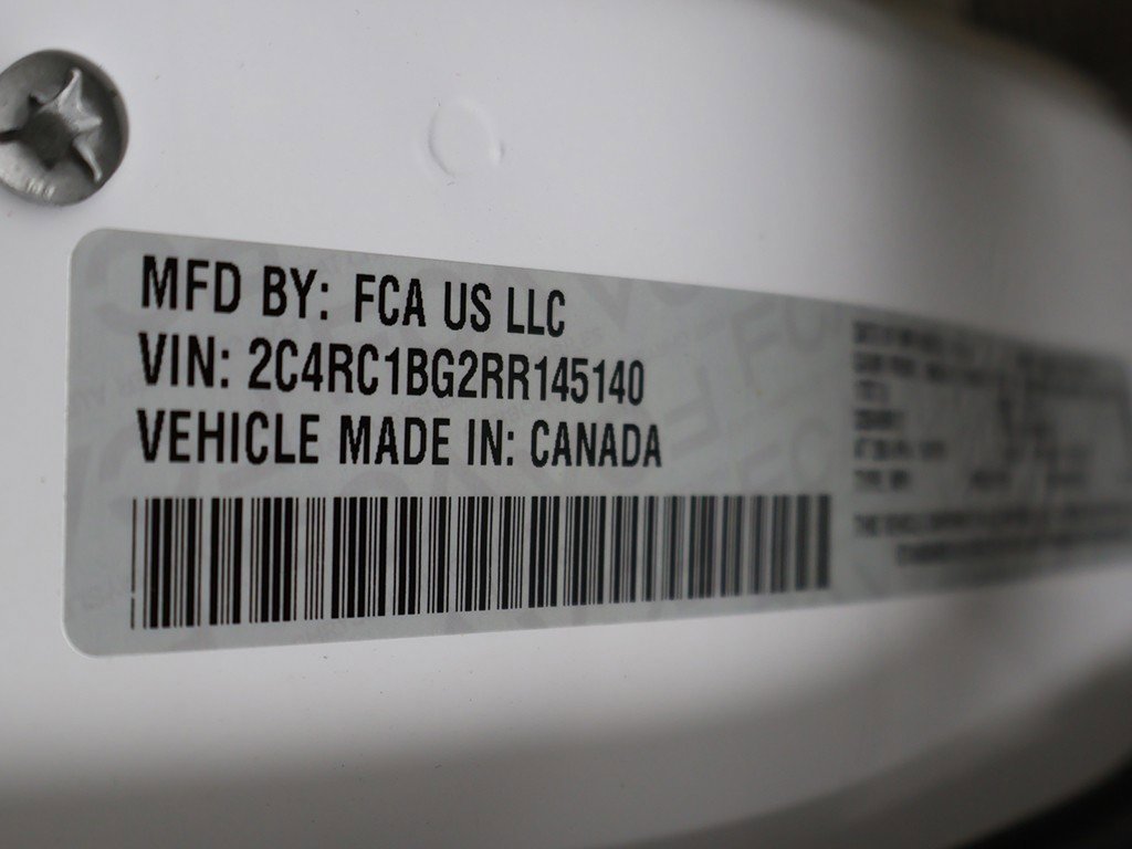 Used 2024 Chrysler Pacifica Touring-L image 50