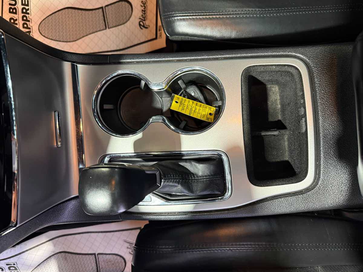Used 2019 Jeep Grand Cherokee Altitude AWD/4WD image 21