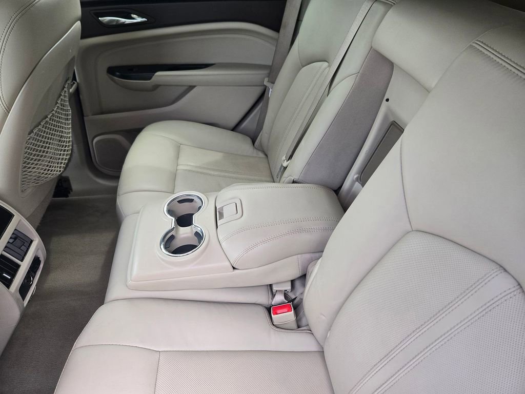 Used 2016 Cadillac SRX Luxury w/ Driver Awareness Package AWD/4WD image 9