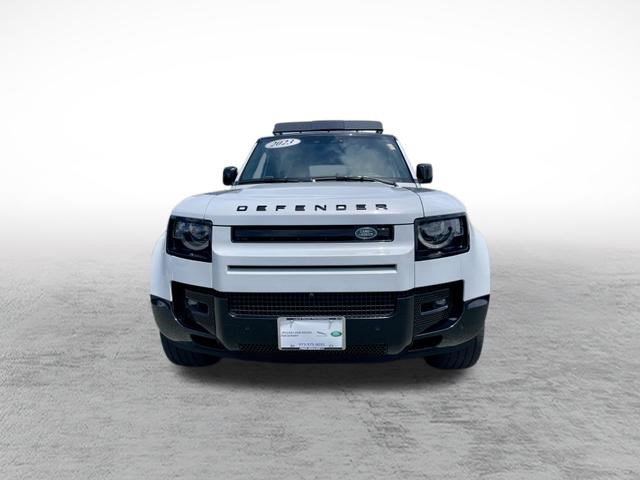 Used 2023 Land Rover Defender 110 V8 AWD/4WD image 2