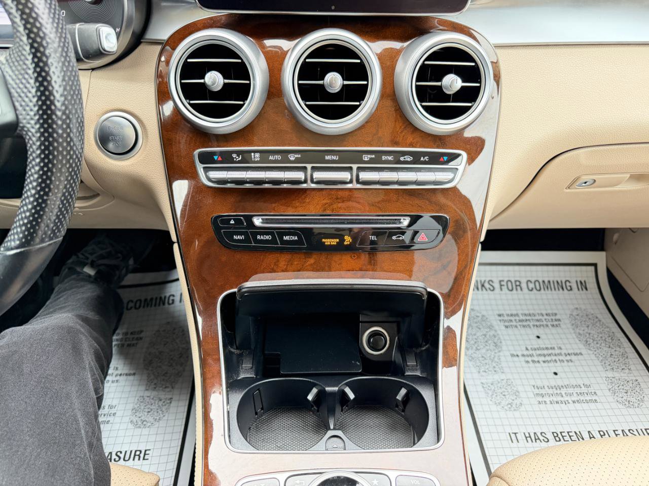 Used 2019 Mercedes-Benz GLC 300 4MATIC image 65