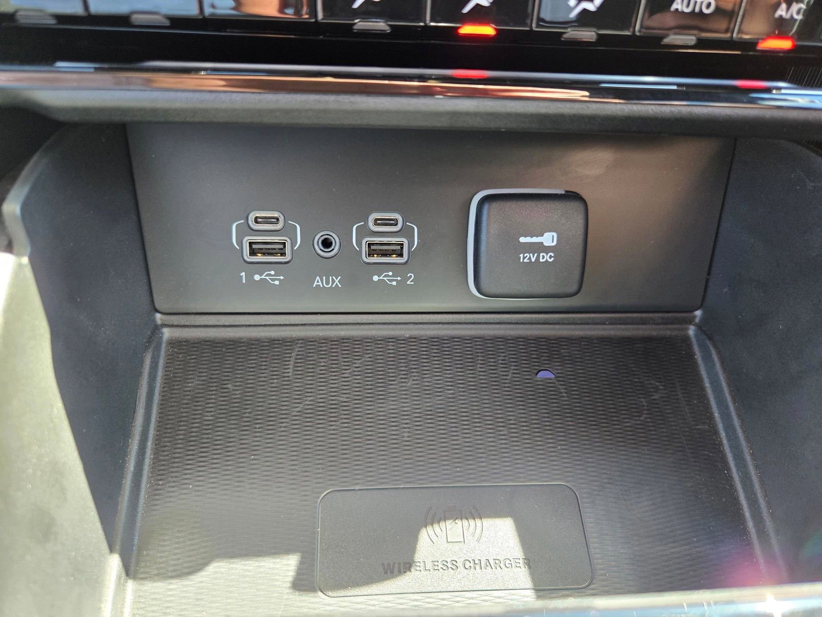 Used 2025 Jeep Grand Cherokee L Altitude AWD/4WD image 19