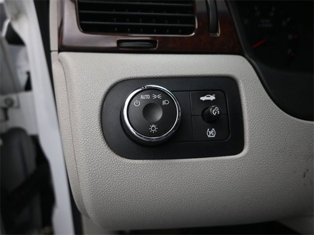 Used 2011 Chevrolet Impala LS image 31