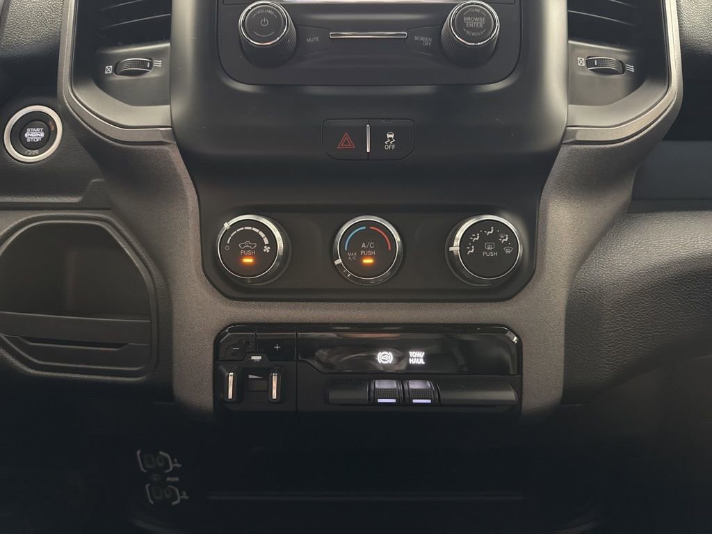 Certified 2024 RAM 3500 Tradesman w/ Chrome Appearance Group image 17