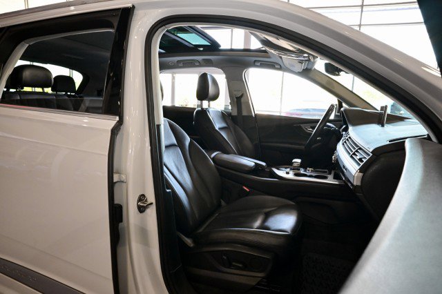 Used 2019 Audi Q7 2.0T Premium Plus w/ Premium Plus Package image 29