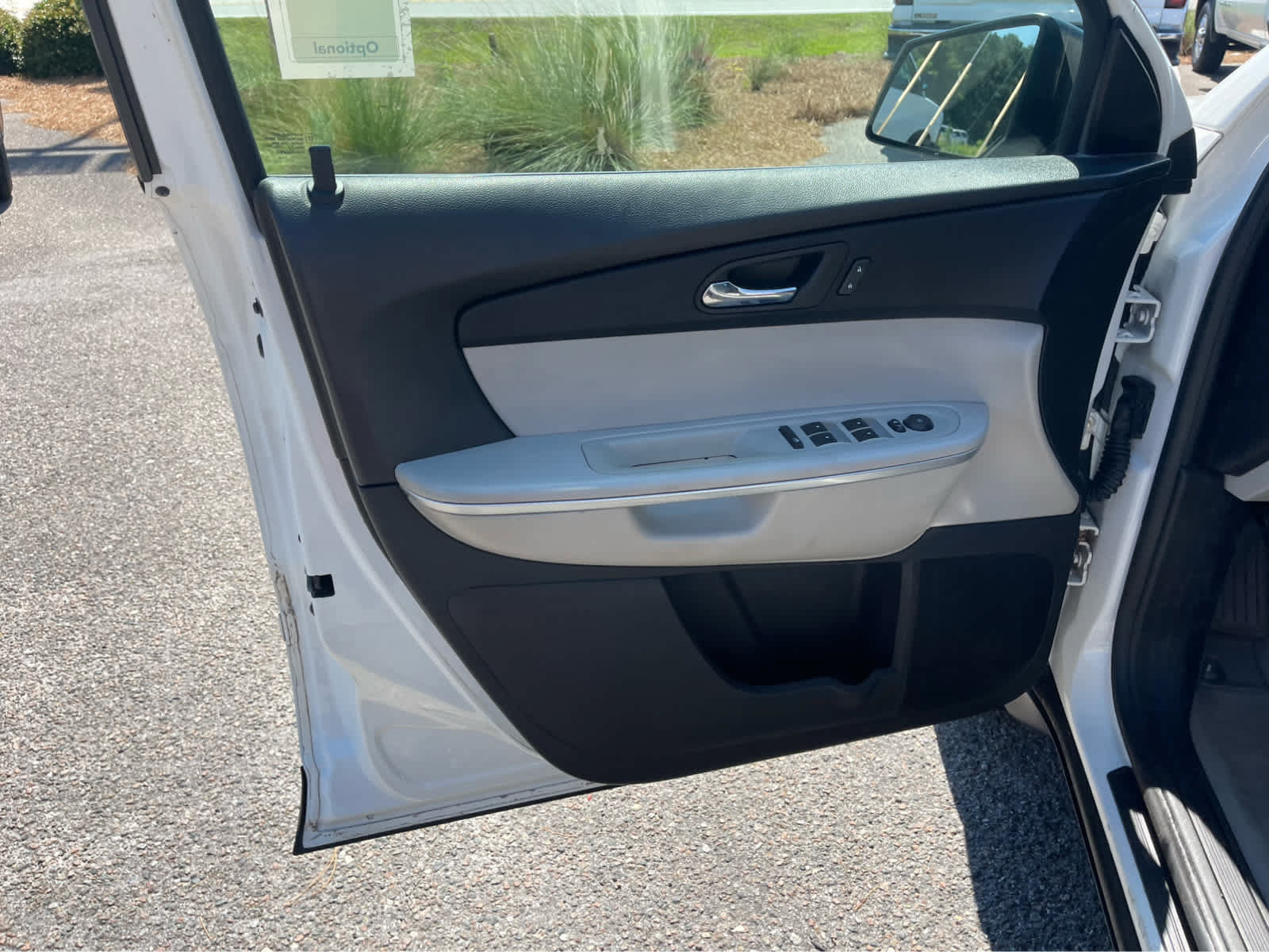 Used 2012 GMC Acadia SL FWD image 10