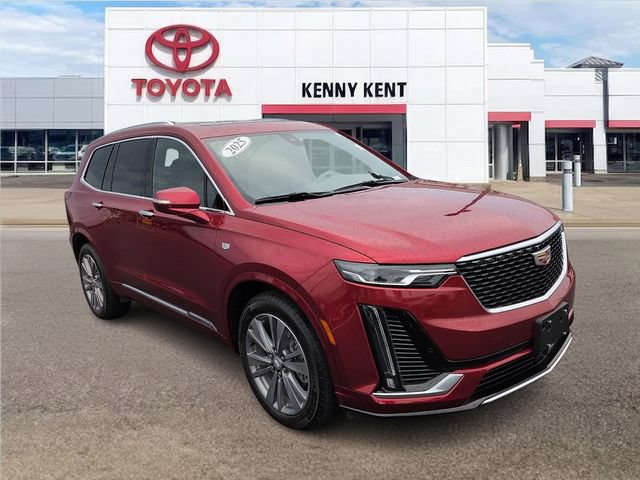 Used 2025 Cadillac XT6 Premium Luxury w/ Technology Package AWD/4WD video 1
