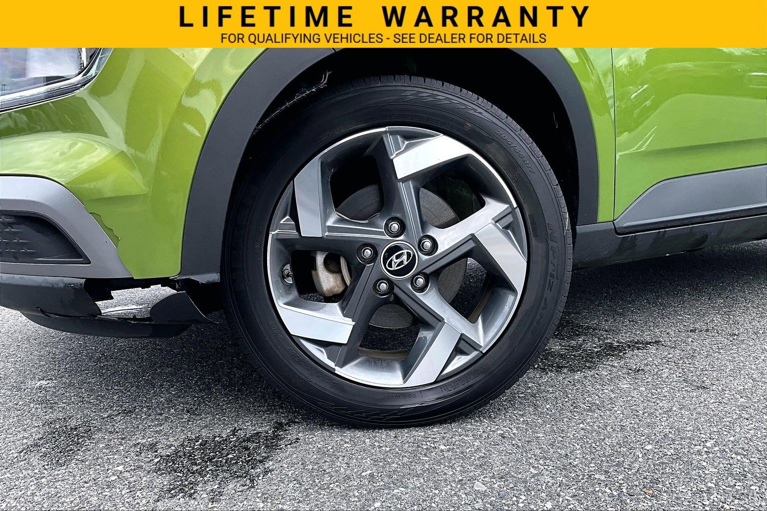 Used 2022 Hyundai Venue SEL w/ Cargo Package FWD image 4