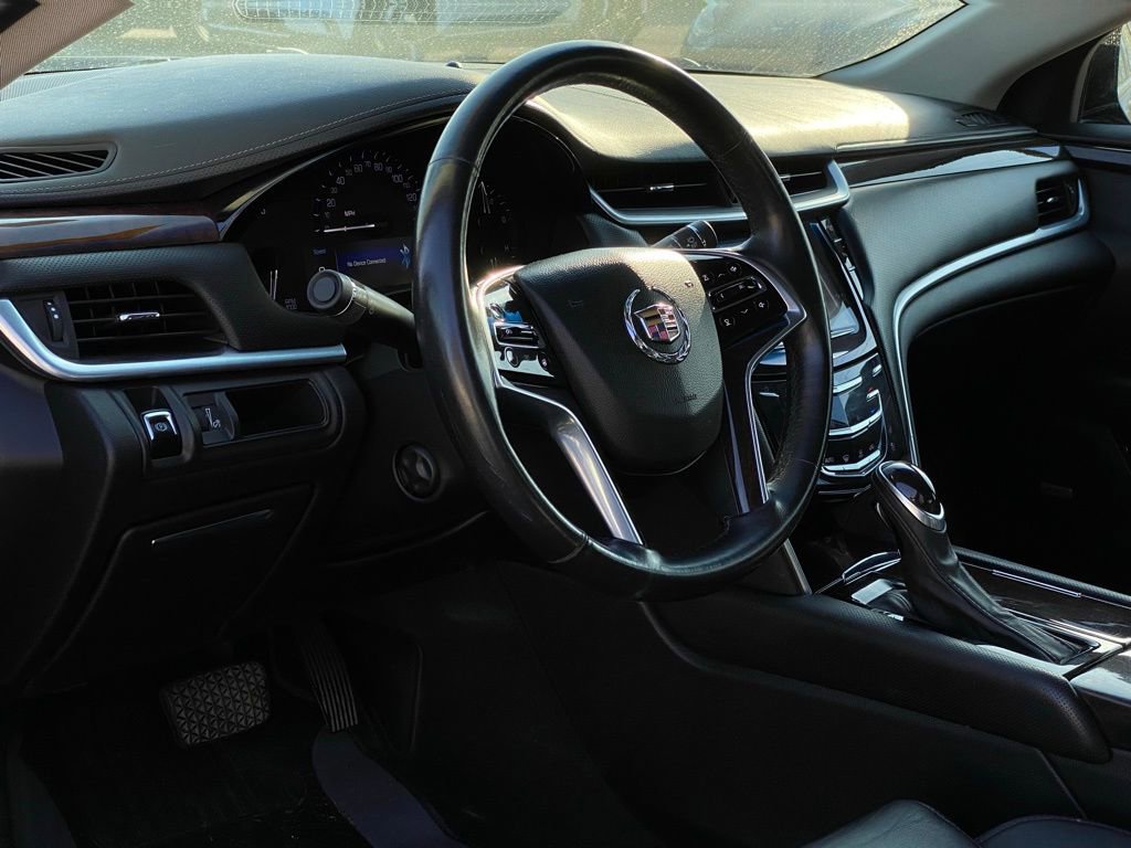 Used 2015 Cadillac XTS Luxury image 9