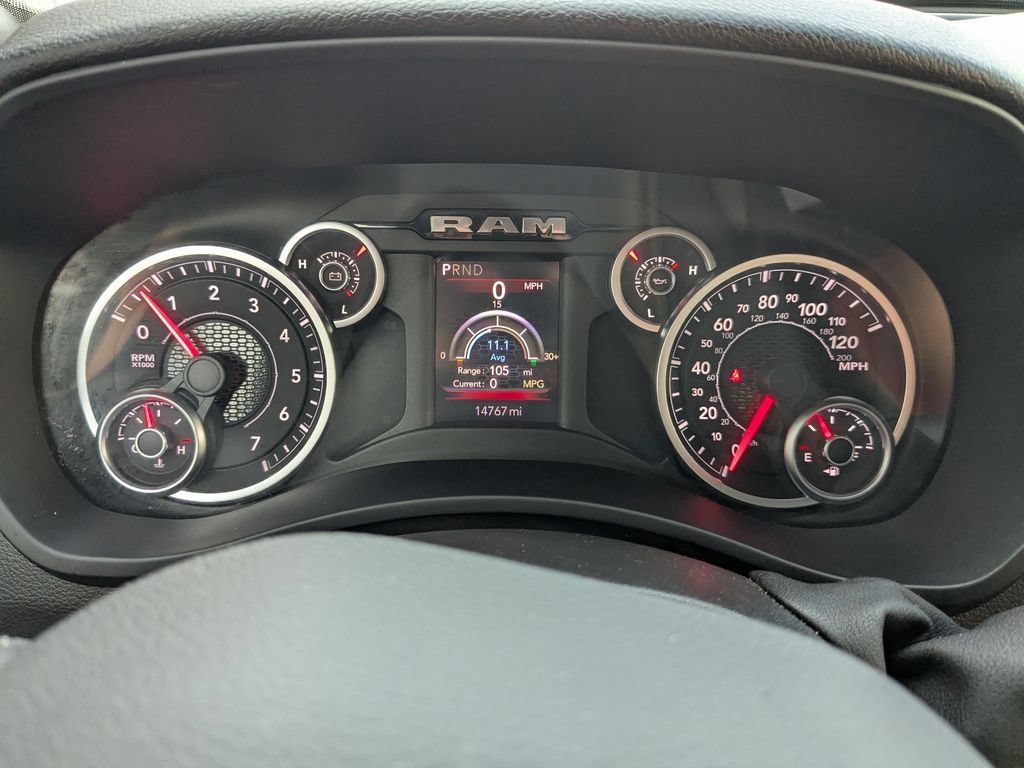 Used 2025 RAM 2500 Big Horn AWD/4WD image 15