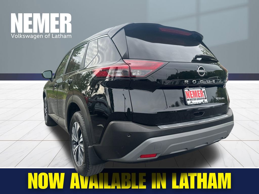 Used 2023 Nissan Rogue SV w/ SV Premium B Package AWD/4WD image 2