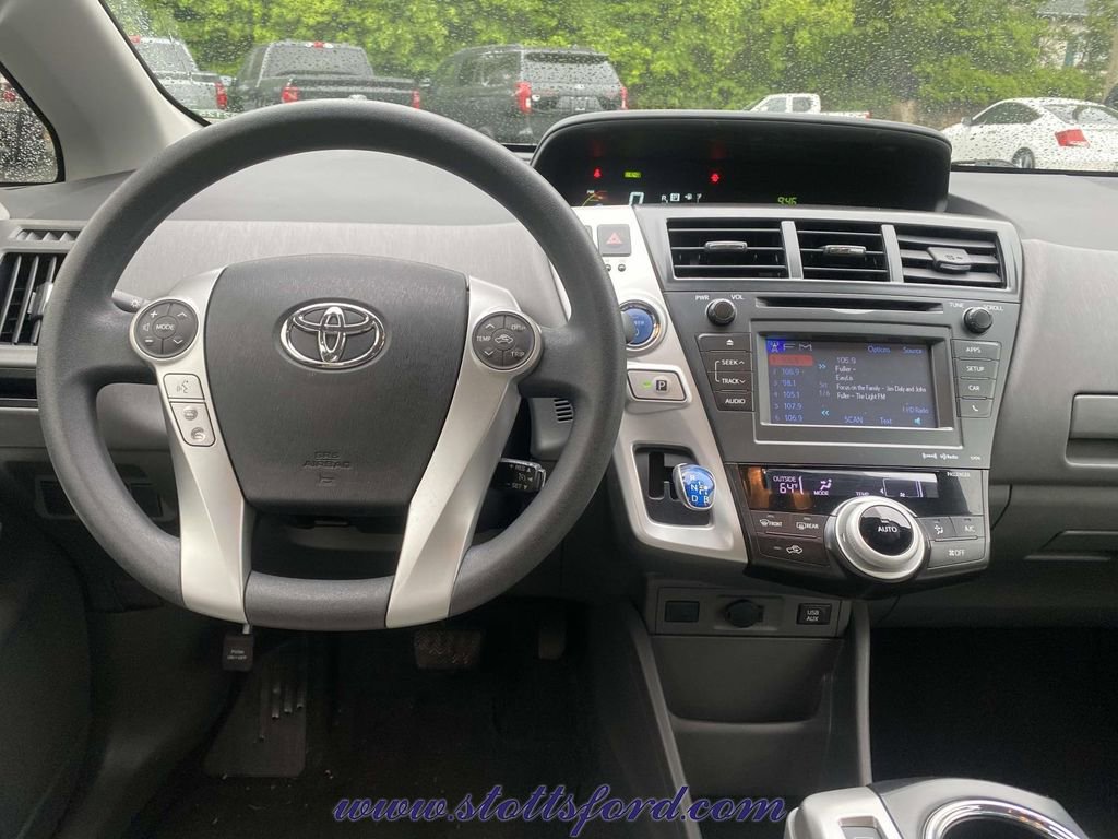 Used 2012 Toyota Prius V Three FWD image 12