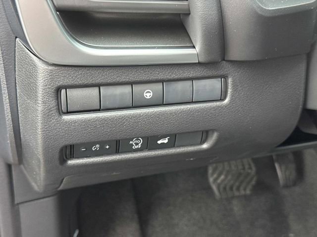 New 2026 Nissan Rogue SV image 25
