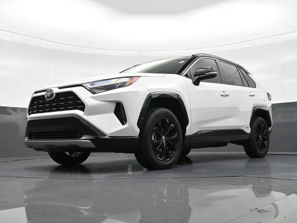 Used 2025 Toyota RAV4 XSE image 22