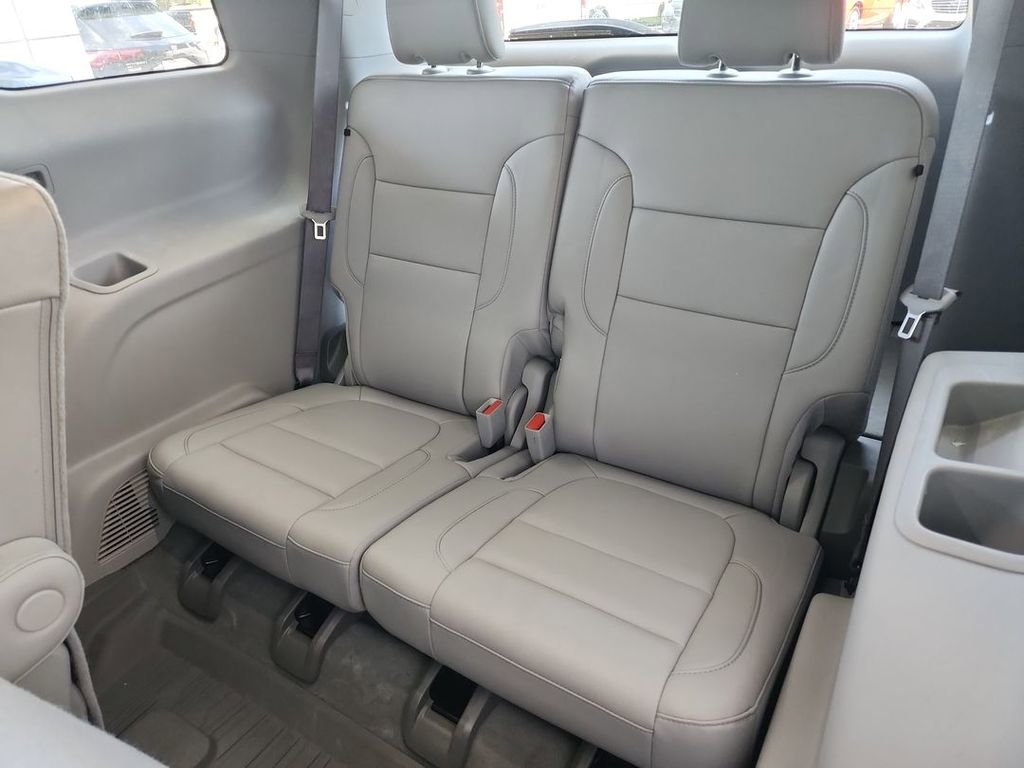 Certified 2023 GMC Acadia SLT w/ LPO, Floor Liner Package FWD image 35