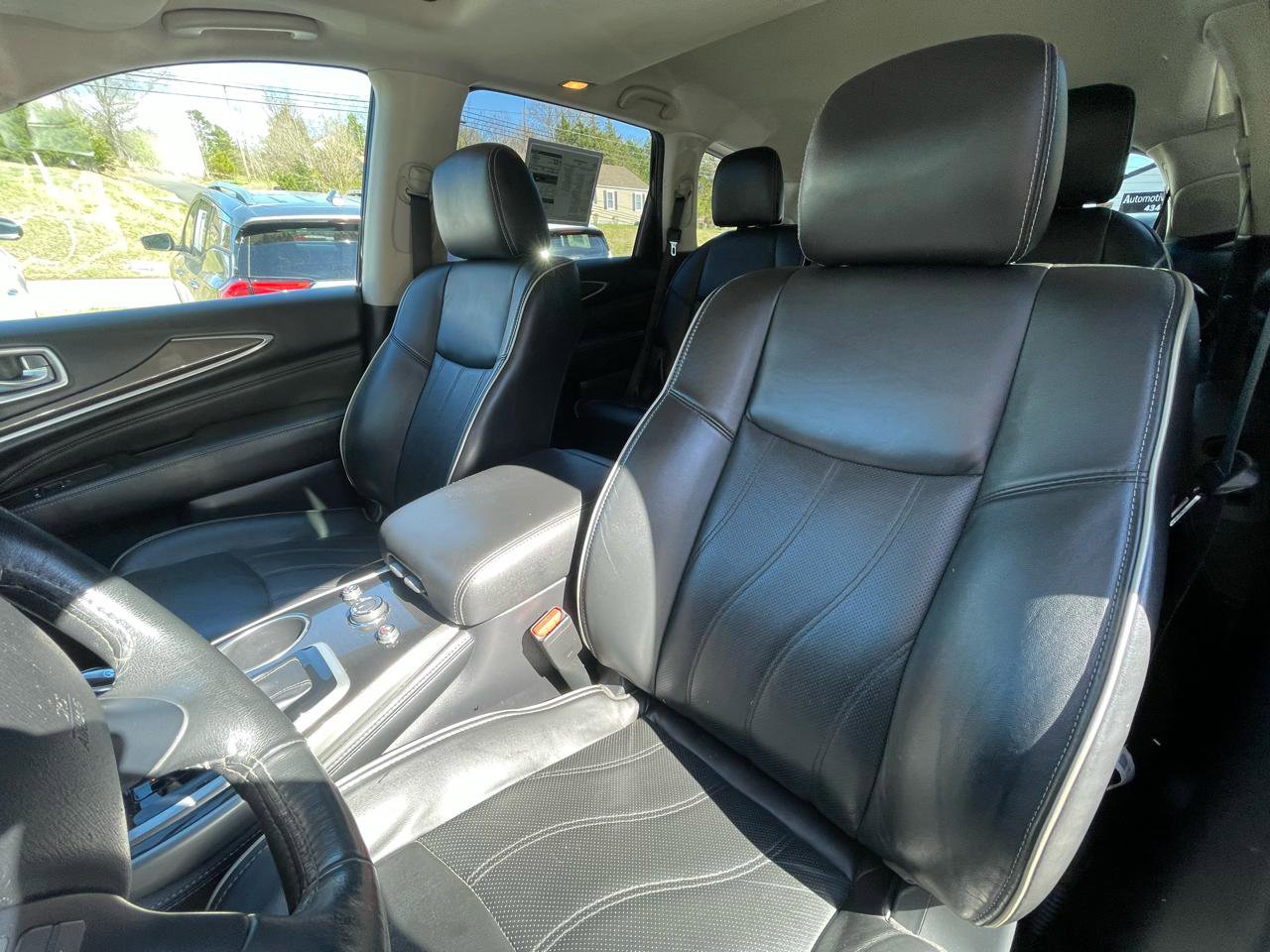 Used 2017 INFINITI QX60 AWD w/ Premium Plus Package image 17