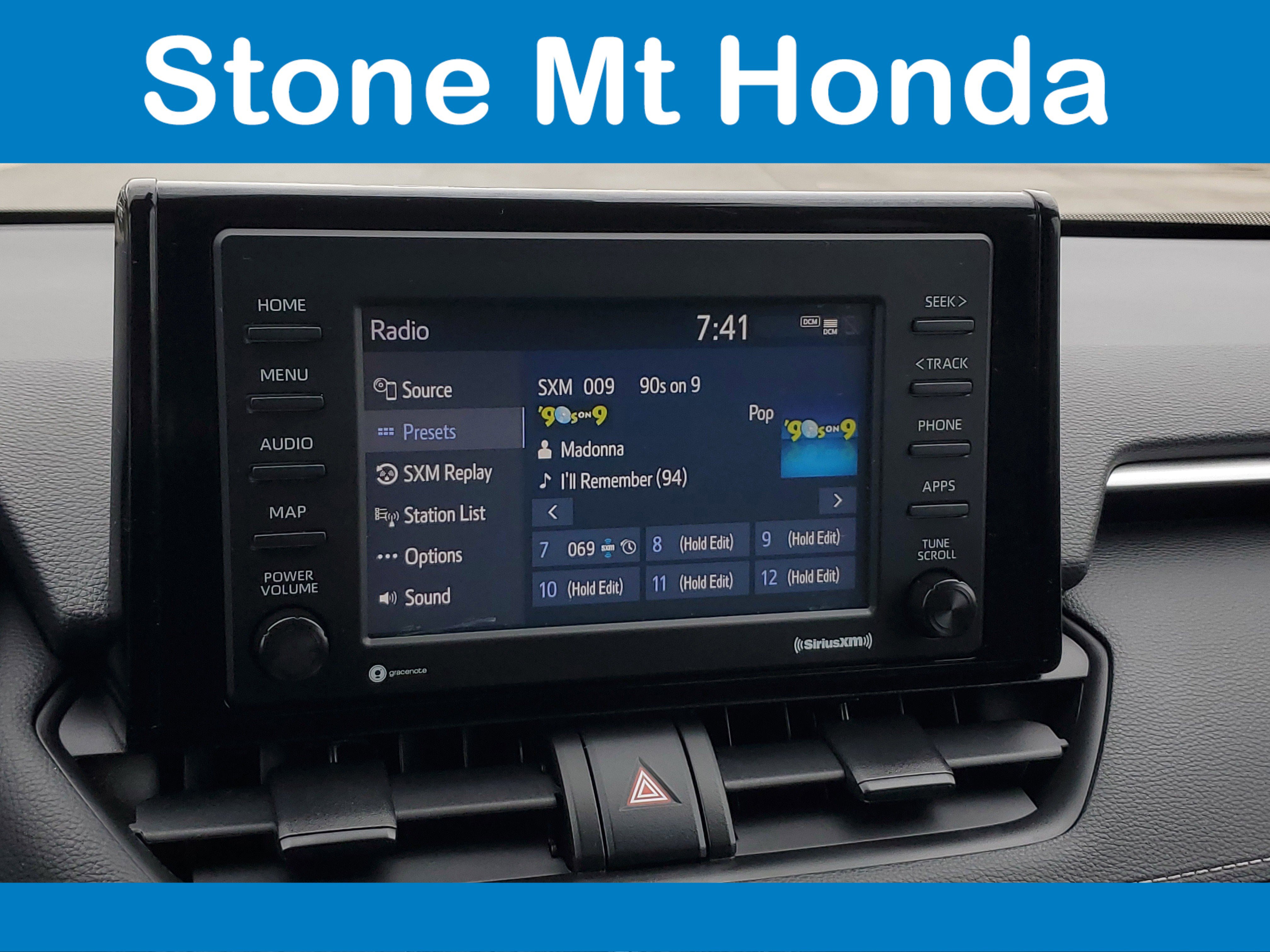 Used 2022 Toyota RAV4 XLE image 26