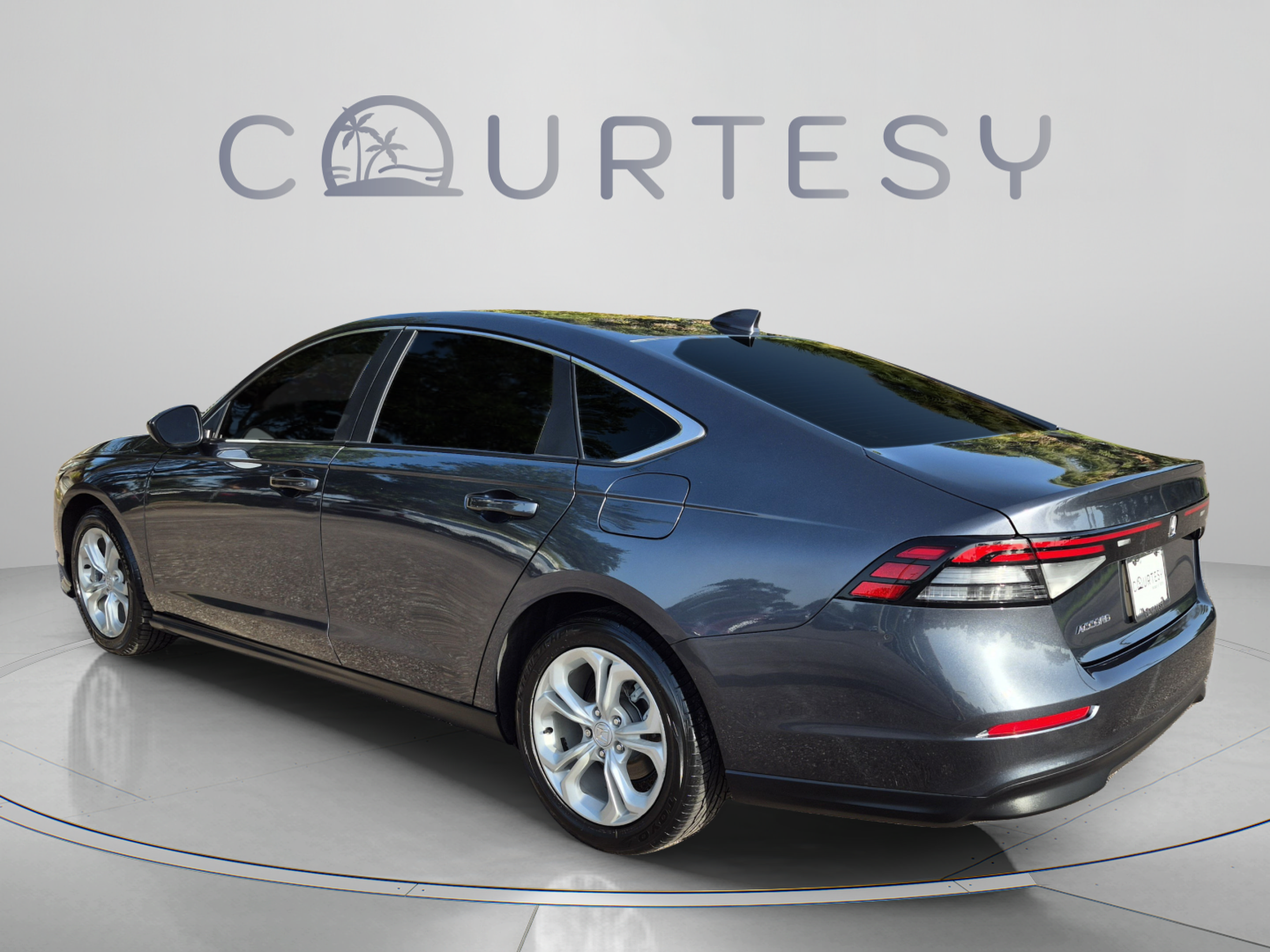 Used 2023 Honda Accord LX image 5