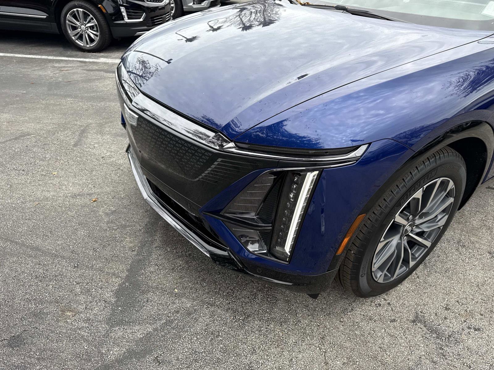 Used 2025 Cadillac Lyriq Sport image 10