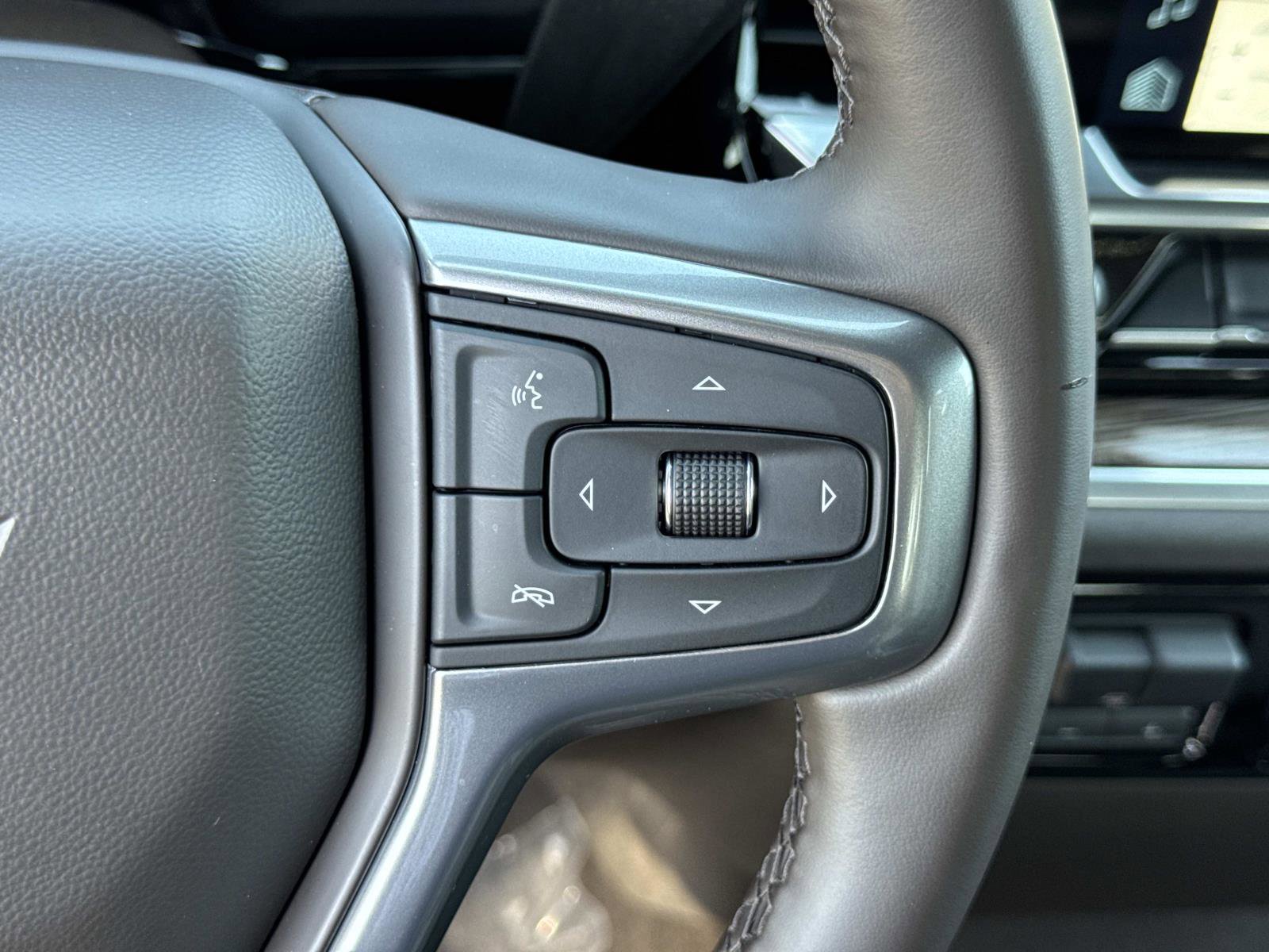 Used 2026 Chevrolet Silverado 1500 LT RWD image 12
