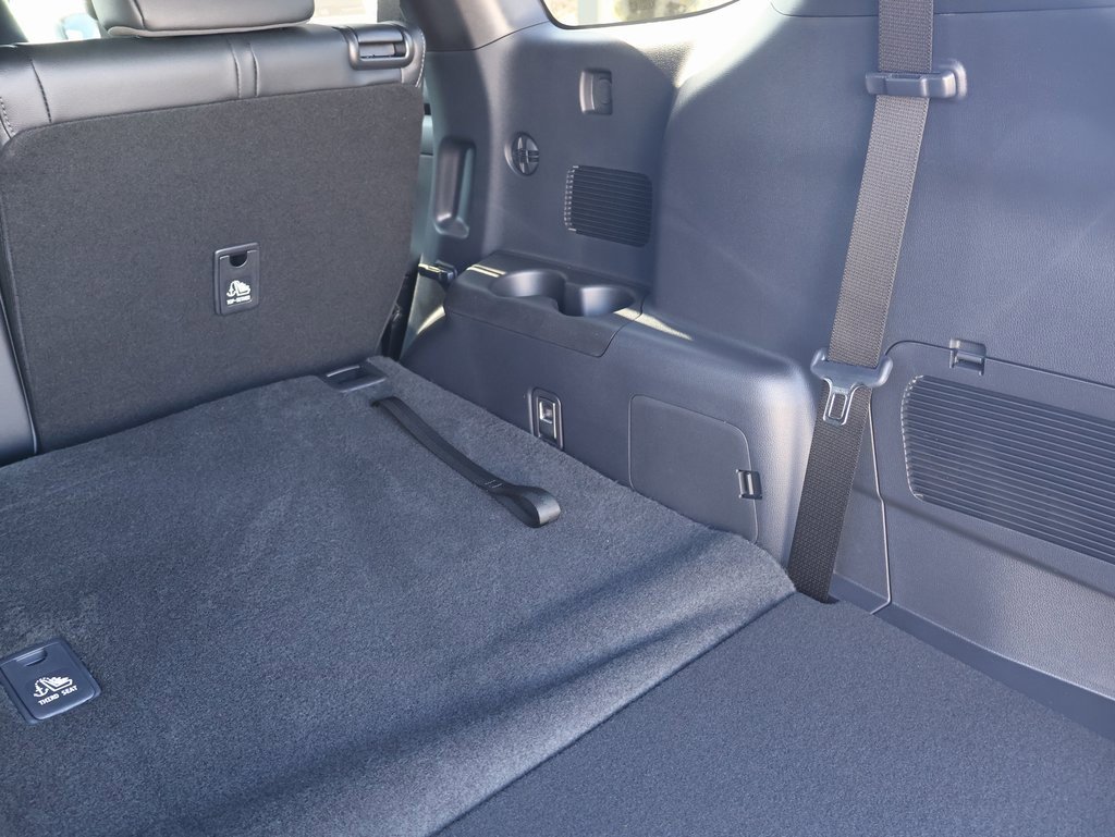 New 2025 Toyota Highlander XSE image 36