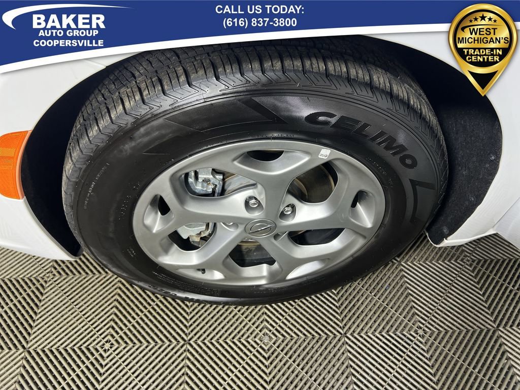 Used 2024 Chrysler Pacifica Limited image 34