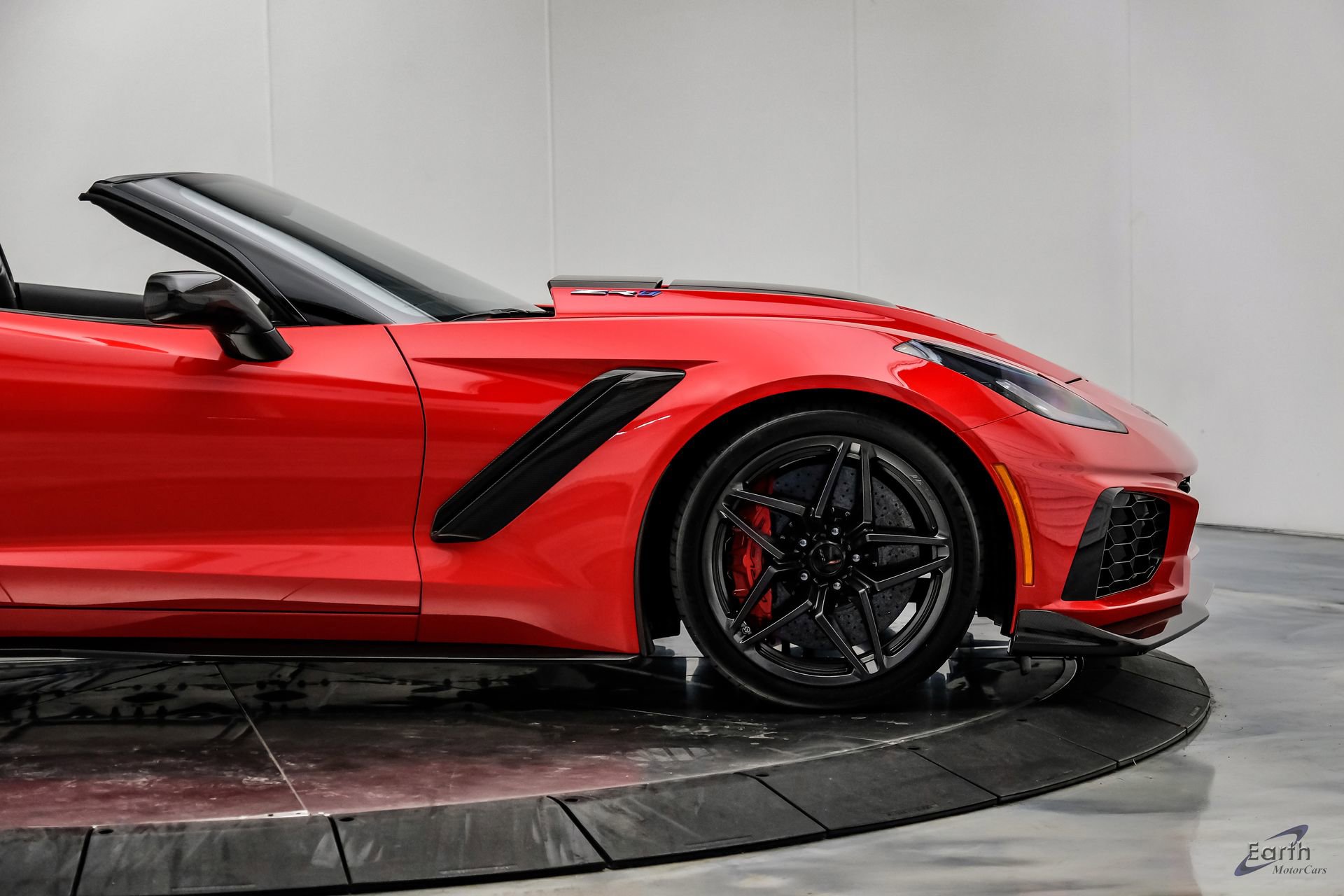 Used 2019 Chevrolet Corvette ZR1 RWD image 29