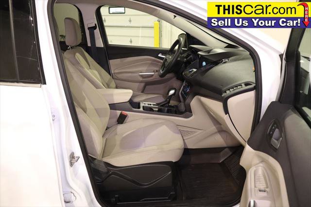 Used 2019 Ford Escape SE image 21