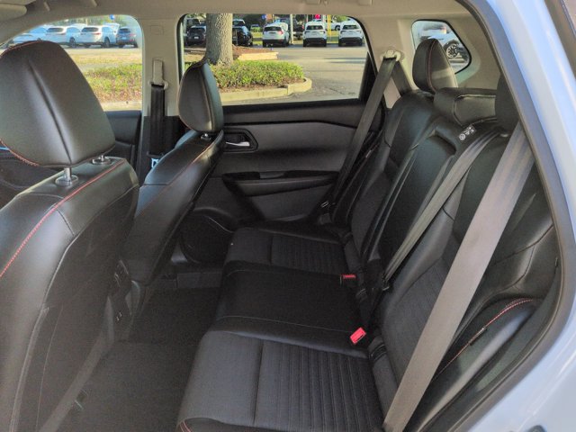 Used 2026 Nissan Rogue SV AWD/4WD image 13