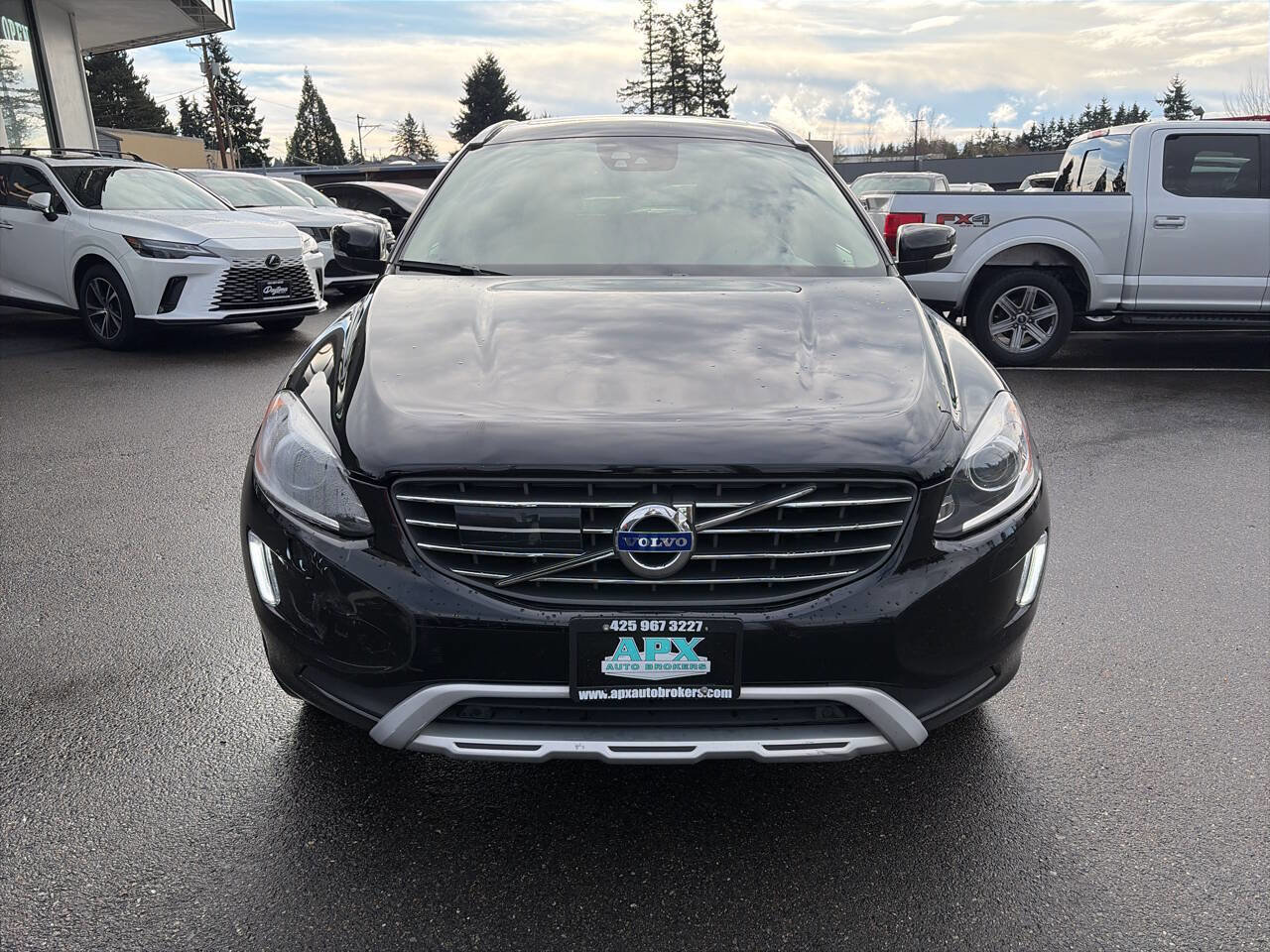 Used 2016 Volvo XC60 T5 Premier image 14
