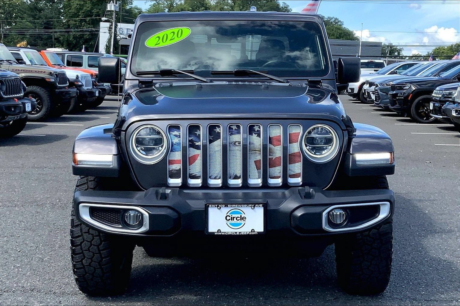 Used 2020 Jeep Gladiator Overland w/ Dual Top Group AWD/4WD image 3