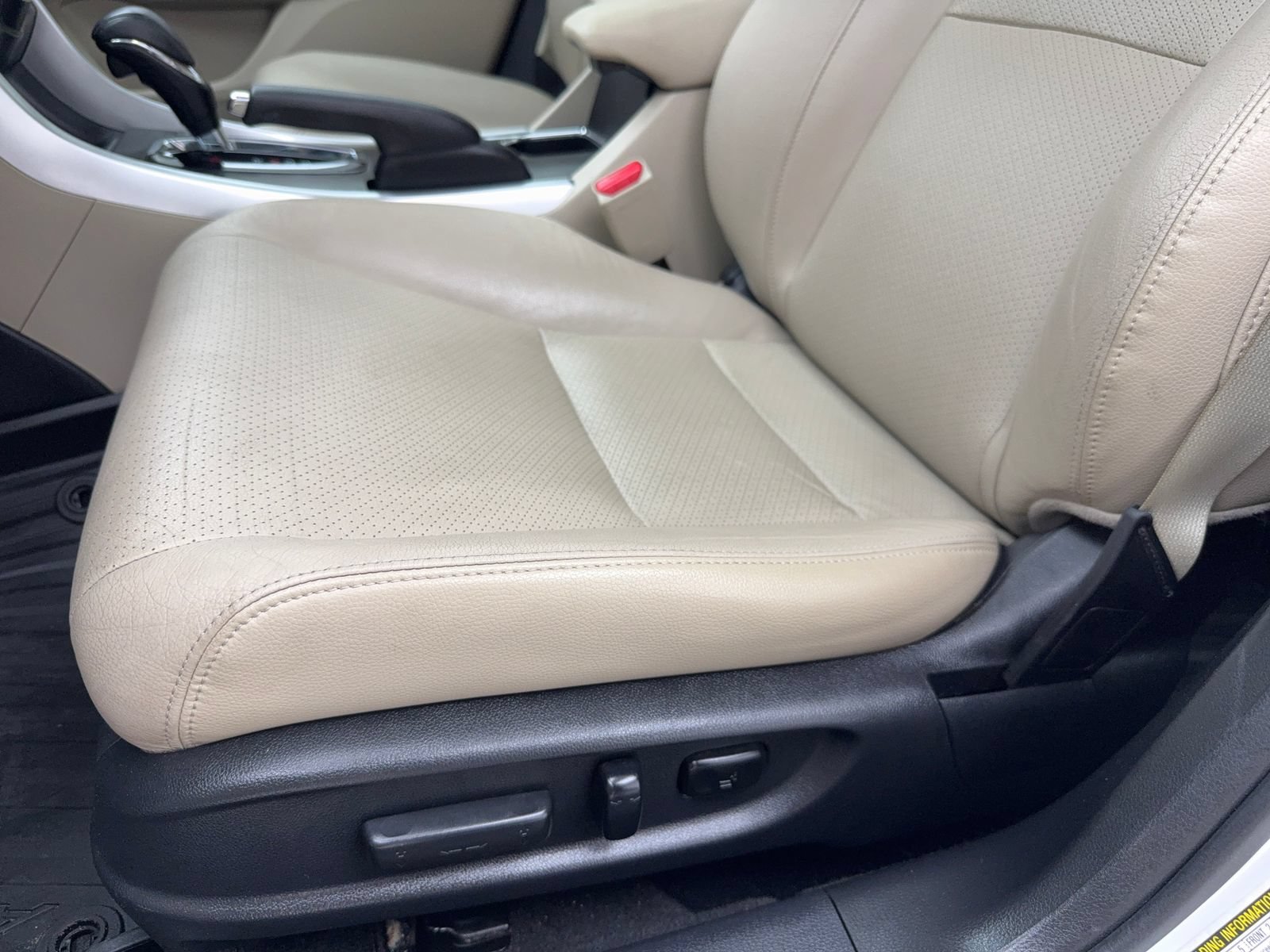 Used 2014 Honda Accord Touring image 35