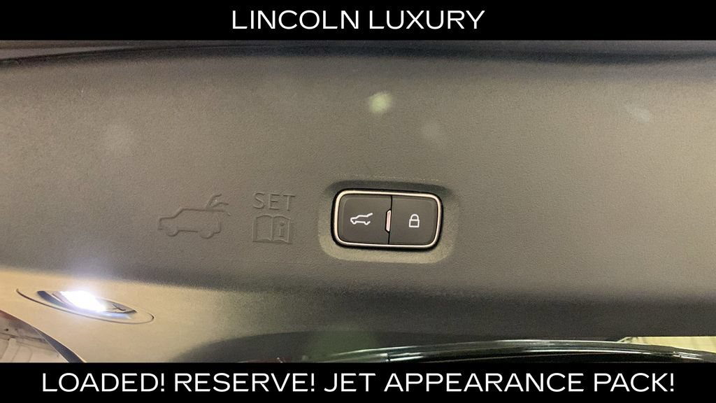 Used 2025 Lincoln Navigator Reserve w/ Jet Appearance Package AWD/4WD image 23