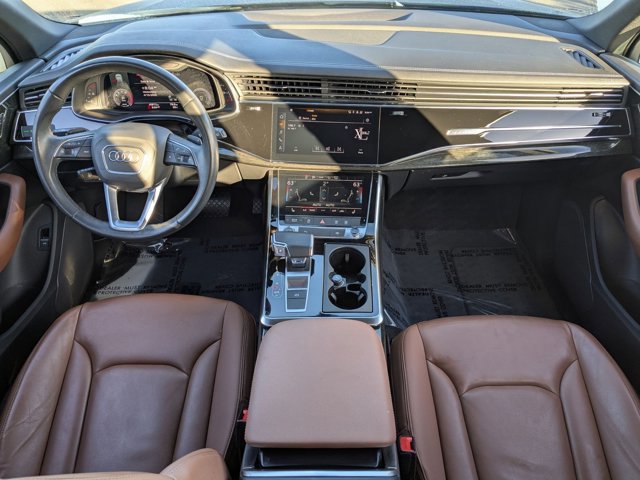 Used 2023 Audi Q7 3.0T Premium w/ Convenience Package image 16
