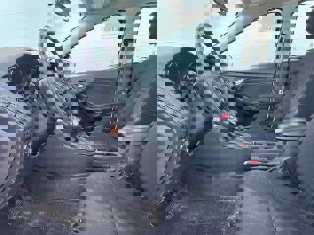 Certified 2018 Ford Focus SE image 8