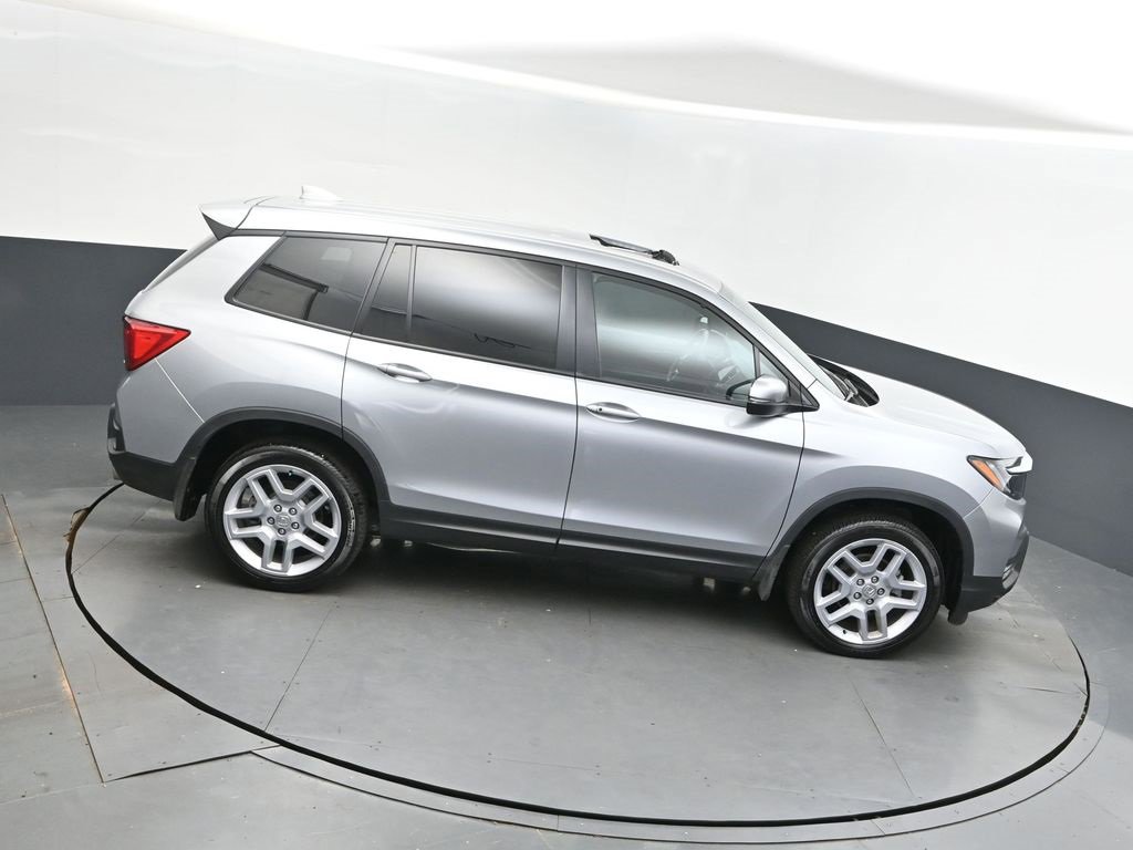 Used 2025 Honda Passport EX-L image 37