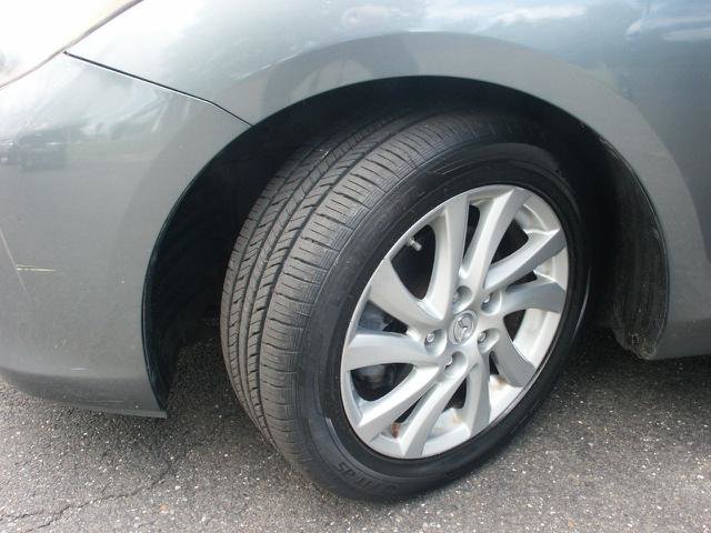 Used 2012 MAZDA MAZDA3 i Touring FWD image 15