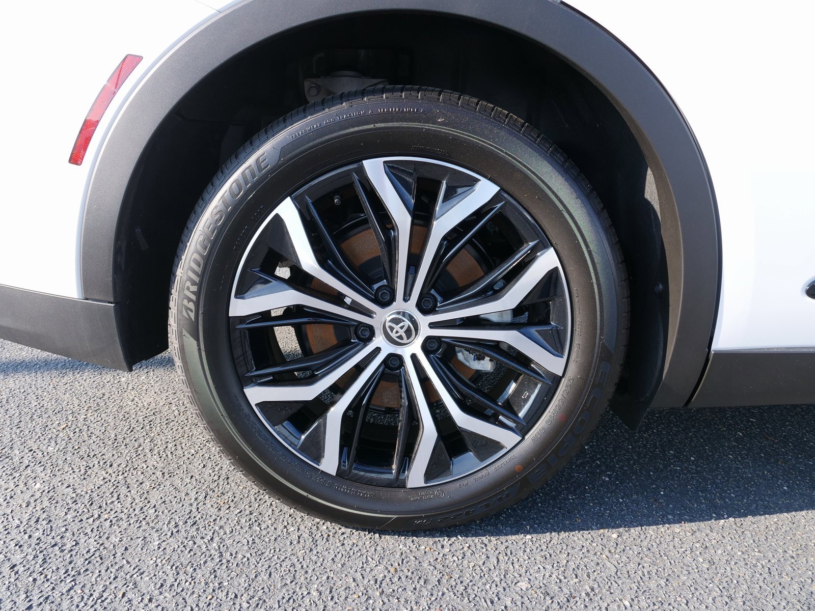 Used 2026 Toyota Crown XLE image 11