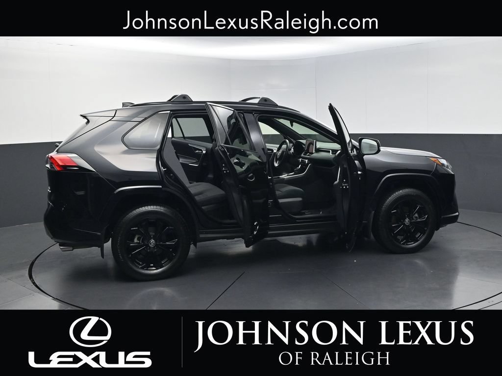 Used 2023 Toyota RAV4 SE w/ Convenience Package AWD/4WD image 31