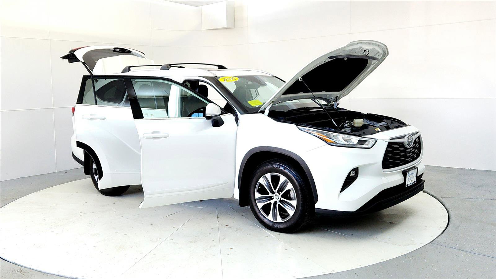 Certified 2020 Toyota Highlander XLE image 12