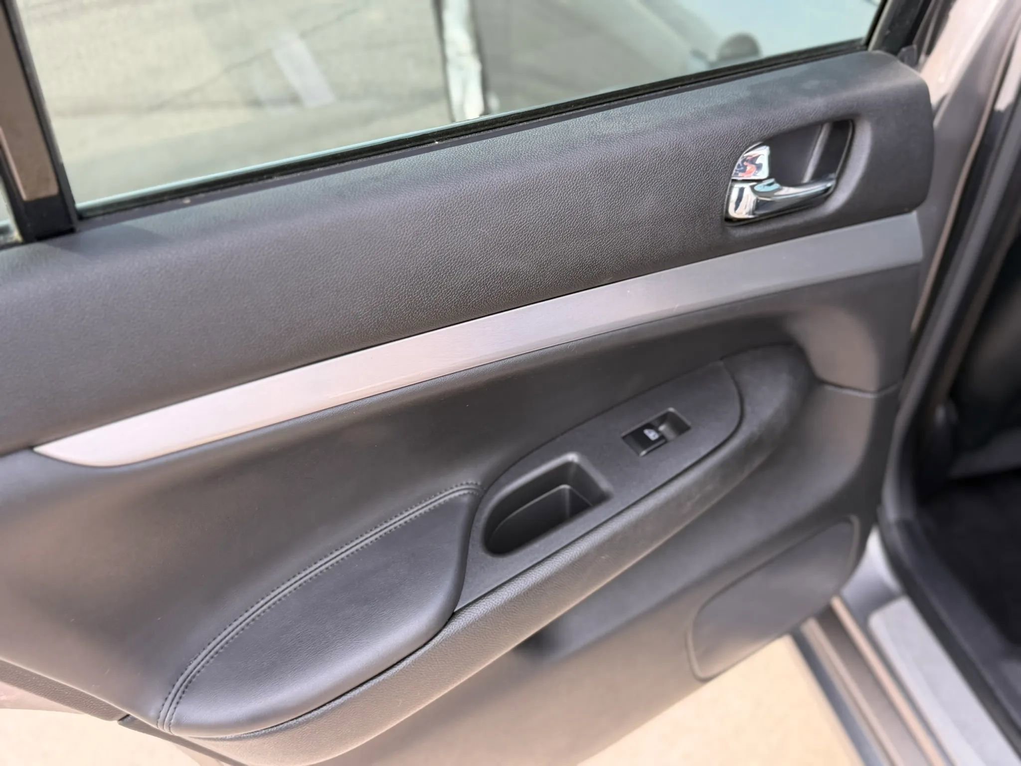 Used 2013 INFINITI G37 x Sedan w/ Premium Pkg image 32