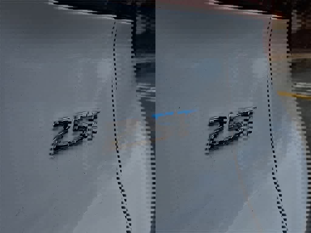 Used 2021 Hyundai Santa Fe Limited image 32